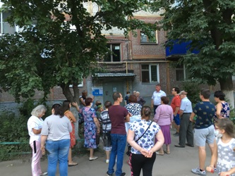 Сергей Агапов провел встречи с жителями Заводского района 